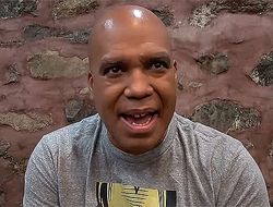 фото - Андре Розье предупредил Ломаченко и Лопеса, а также сделал прогнозы на крупные поединки