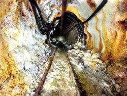 фото - Подземный бокс: поляки устроят вечер бокса в шахте — видео