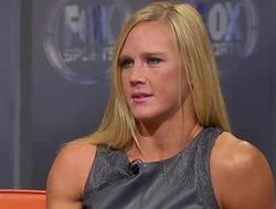фото - Реванша не будет. Холли Холм травмирована и выбывает из UFC 243