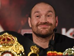 фото - Дисквалификация братьев Фьюри приостановлена