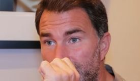 «Это позор!» Хирн прокомментировал решение судей в бою Мураталья-Крус