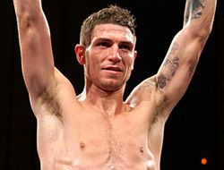 фото - (Результаты) Брайан Роуз нокаутировал полностью сдавшего Вивиана Харриса