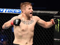 фото - UFC 266. Крис Докос уничтожил Шамиля Абдурахимова