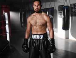 фото - СМИ: У Паркера определились с оппонентом — это ветеран из Европы