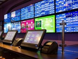 фото - Ислам Махачев – Чарльз Оливейра 2: букмекеры назвали фаворита