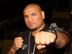 фото - Крис Арреола: «Не думаю, что заслужил бой с Уайлдером...»