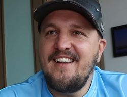 фото - Коварный план команды Фьюри: напоить промоутера Усика