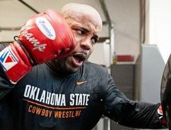 фото - Даниэль Кормье ушёл из спорта: Ничего не вижу левым глазом. На этом для меня всё