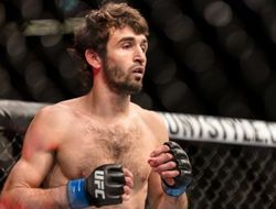 фото - Забит Магомедшарипов вернётся на UFC 235, известен возможный соперник — СМИ