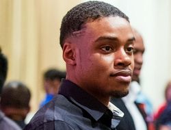 фото - Эррол Спенс нокаутировал Леонарда Бунду