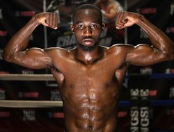 фото - Майдана выгуливает пса, у Емельяненко всё хорошо, Кроуфорд хочет всех чемпионов — соцсети