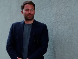 фото - Фьюри не вернётся, если Усик побьёт Джошуа в реванше — промоутер