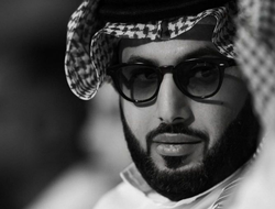 фото - Боссы Аль аш-Шейха недовольны тем, как тот тратит деньги — Арум