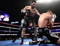 фото - Непобеждённый британский чемпион готов драться с Артуром Бетербиевым — тренер