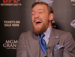 фото - Конор Макгрегор высмеял Нурмагомедова картинкой: всё из-за ринг-гёлз