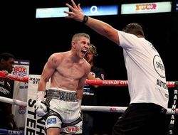 фото - Экс-чемпион мира Лиам Смит перебоксировал Роберто Гарсию 