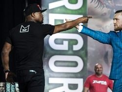 фото - Пономарёв о бое Мэйуэзер−Макгрегор: Бойня не на жизнь, а на смерть 