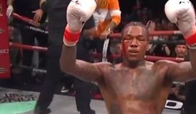 Бой года? Лопес побывал в нокдауне, а затем удосрочил Гальегоса — видео