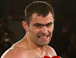 фото - Рахим Чахкиев пополнил ряды промоутерской компании Андрея Рябинского