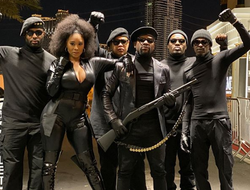 фото - Хэйни на лапах с Мэйуэзером, обнажённая октагон-гёл, титул крутейшего ублюдка — соцсети