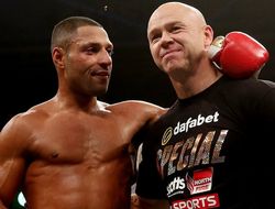 фото - Брук сказал, что Головкин бьёт сильнее Спенса — тренер