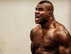 фото - Алистар Оверим: Я всегда плевал на авторитеты