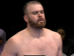 фото - Обновлено! Хэвивейт на Гран-при WBC: Рогава не заметил Кларка, Янг срубил Юськива