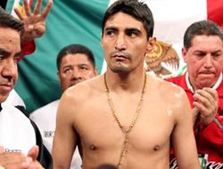 фото - Эрик Моралес вернется на ринг в октябре в Канкуне
