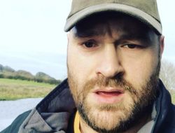 фото - Тайсон Фьюри: Какие-то мужики сегодня ходят с моими поясами