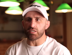 фото - Волкановски назвал победителя боя О’Мэлли-Двалишвили: «Ведь он похож на меня»