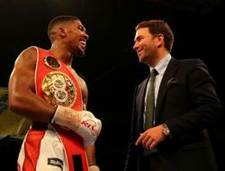 фото - Промоутер Джошуа проведёт предварительные переговоры с командой Уайлдера