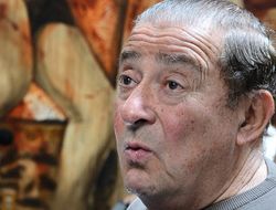 фото - Арум: «Мэйуэзер не будет драться с Пакьяо не из-за денег, а из-за страха»