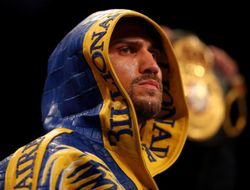 фото - Почему с Камбососом подерётся не Хэйни, а Ломаченко. Объясняет Боб Арум