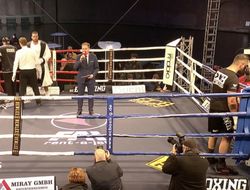 фото - Чарр поколотил Милачича. Демирезен, Хаммер и Валлиш тоже победили — видео