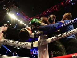 фото - Шансы Уайлдера против Фьюри? Их нет. Он уже проиграл — промоутер