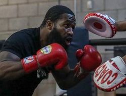 фото - Броунер уже стар и боится устать, винтажный Мэнни Пакьяо выйдет забивать его — Роуч