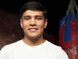 фото - Ахмадалиеву отсрочили бой за абсолют: должен драться с «кошмаром района»