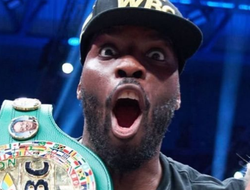 фото - Титулованный британский супертяж продолжит карьеру с Уорреном