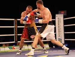 фото - Вечер сенсаций продолжается: дебютное поражение уроженца Казахстана Фресса