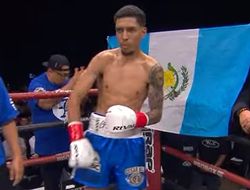 фото - Антон «удосрочил» Абдукахорова, а Гонсалес — Чемберса: видео