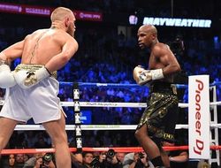 фото - Андре Уорд — о своих ожиданиях и впечатлении от боя Мэйуэзер−Макгрегор