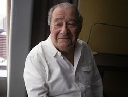 фото - Боб Арум: «Пусть Джошуа снова дерётся с Усиком, забудьте о сделках»