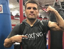 фото - Деревянченко vs Джейкобс: репортаж из зала украинца — видео