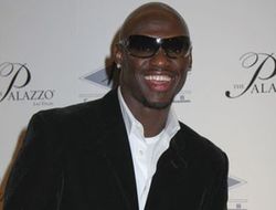 фото - Антонио Тарвер: «Хэй, давай драться, я все равно от тебя не отстану!»