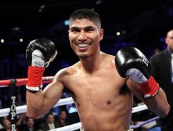 фото - Майки Гарсиа победил Эдриена Броунера