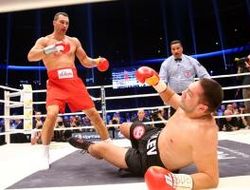 фото - До, во время и после: видеонарезка лучших моментов боя Кличко–Пулев