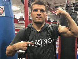 фото - Промоутер: Следующим соперником Головкина, скорее всего, будет Деревянченко