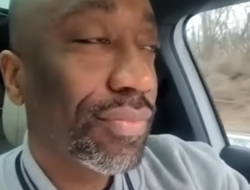 фото - Эксперт о поединке Бетербиев-Бивол: «Речь идёт о реально великом бойце»