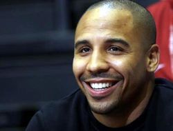 фото - Уорд: Резюме Головкина не сравнить с послужным списком Ковалёва