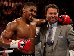 фото - Херн рассказал, когда состоится бой Джошуа и Ортиса